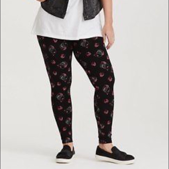 TORRID Black Skull Floral Leggings - Picture 2 of 4